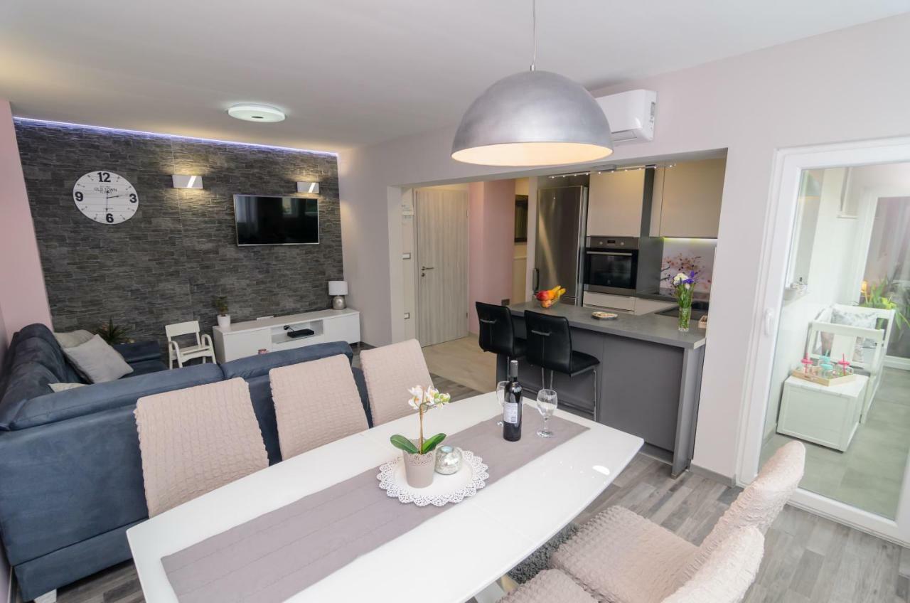 Calm Apartment & Room Zadar Exterior photo